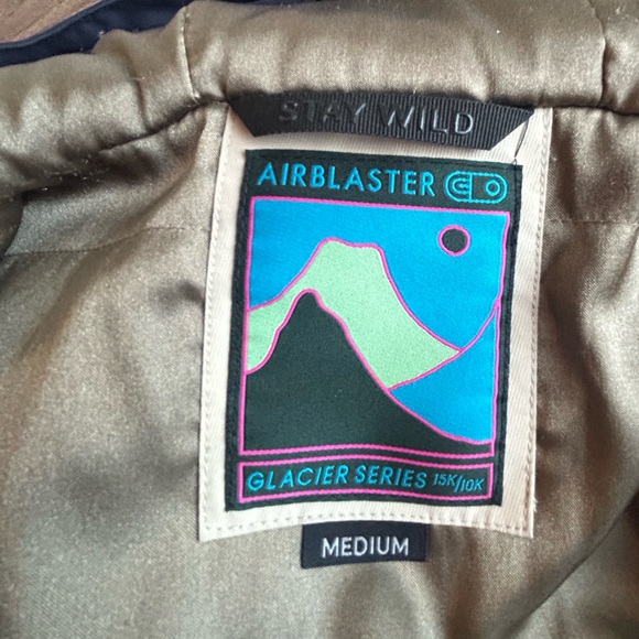 AIRBLASTER WOMEN'S LADY TRENCHOVER INSULATED JACKET - Picture 2 of 3